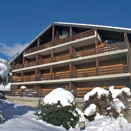 Centaure B Rs 2 By Interhome